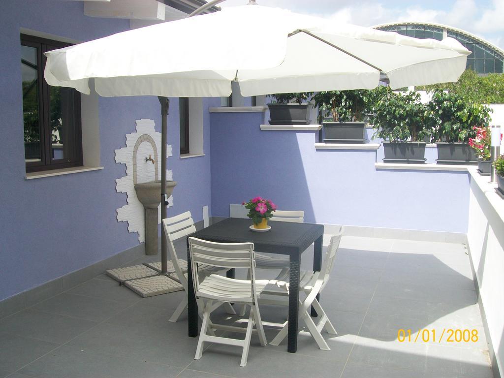 Casa Alice Apartment Syracuse ภายนอก รูปภาพ