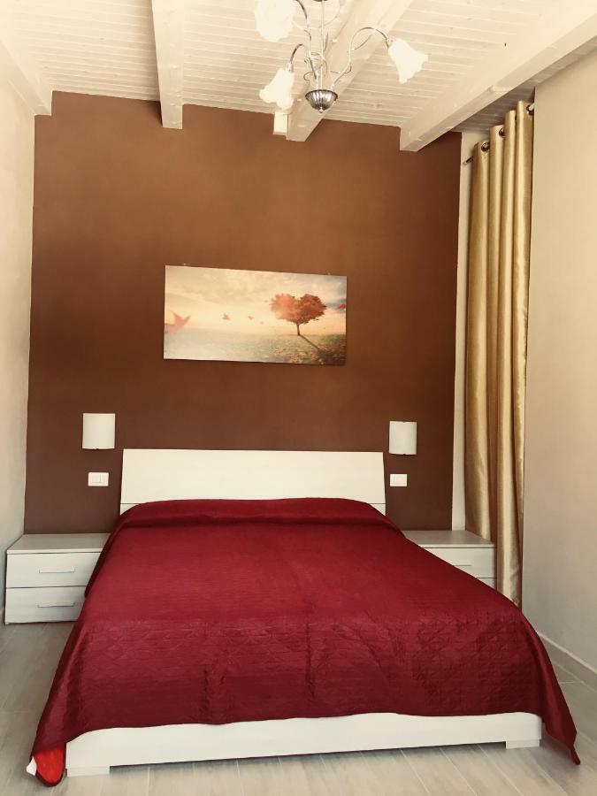 Casa Alice Apartment Syracuse ภายนอก รูปภาพ